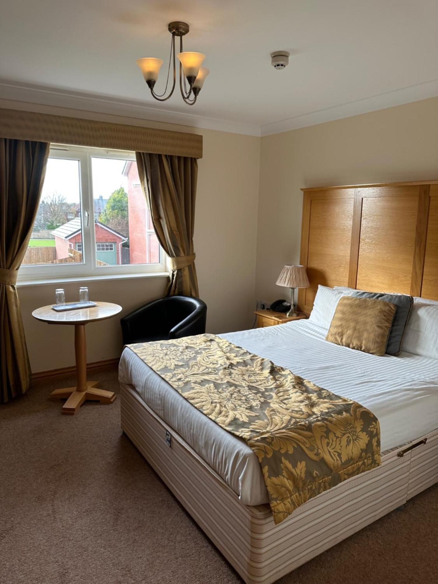 The Chetwynde Hotel Barrow-in-Furness Kültér fotó